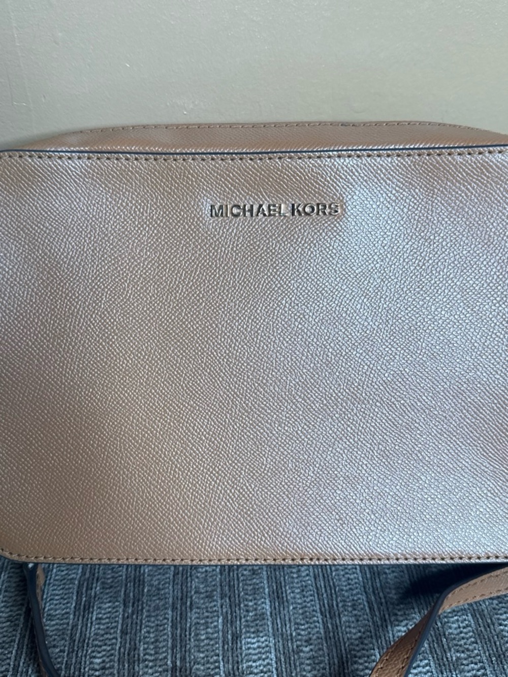 Women’s Bags Subcategory Identification excellent condition